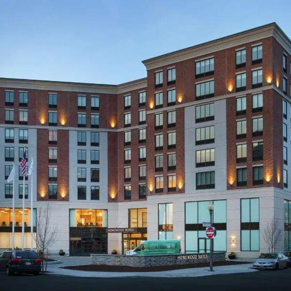 Homewood Suites by Hilton Providence Downtown，位于North Providence的酒店