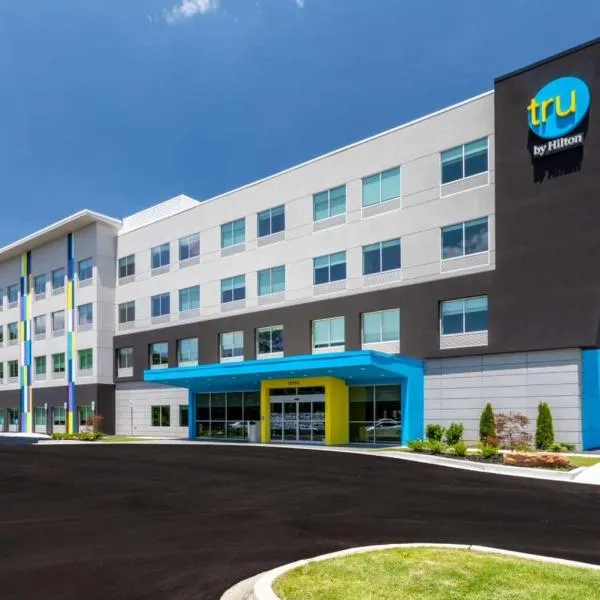 Tru By Hilton Seneca Clemson Sc，位于Six Mile的酒店