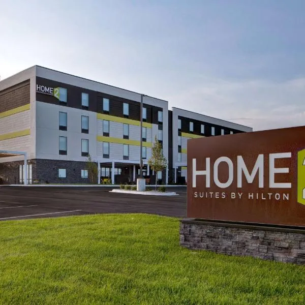 Home2 Suites By Hilton Loves Park Rockford，位于Loves Park的酒店