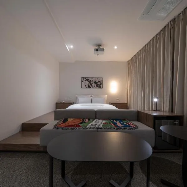 Aank Hotel Osan，位于乌山市的酒店