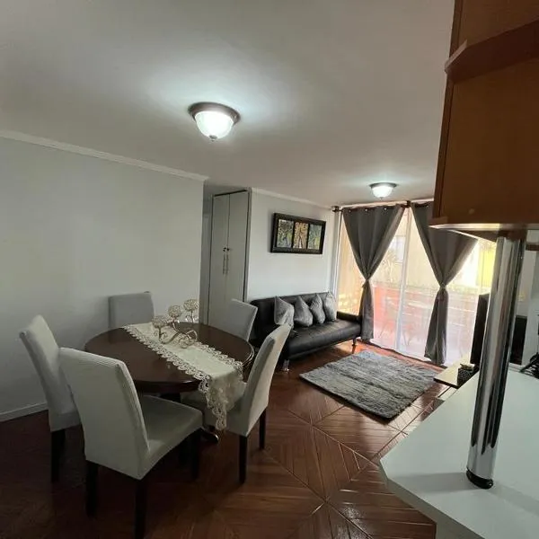 CÓMODO Y RENOVADO DEPARTAMENTO CON VISTA AL MAR，位于阿里卡的酒店
