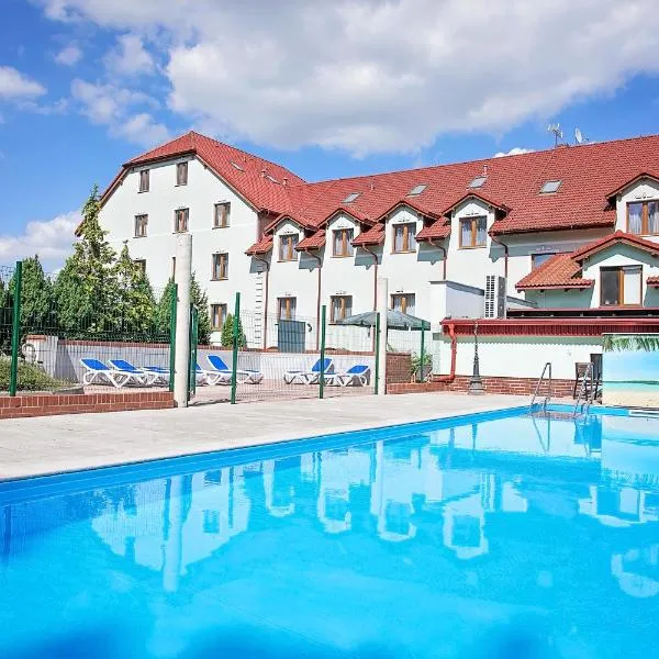 宏达酒店，位于Kunowice的酒店