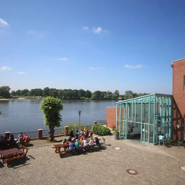 Jugendherberge Lauenburg Zündholzfabrik，位于劳恩堡的酒店