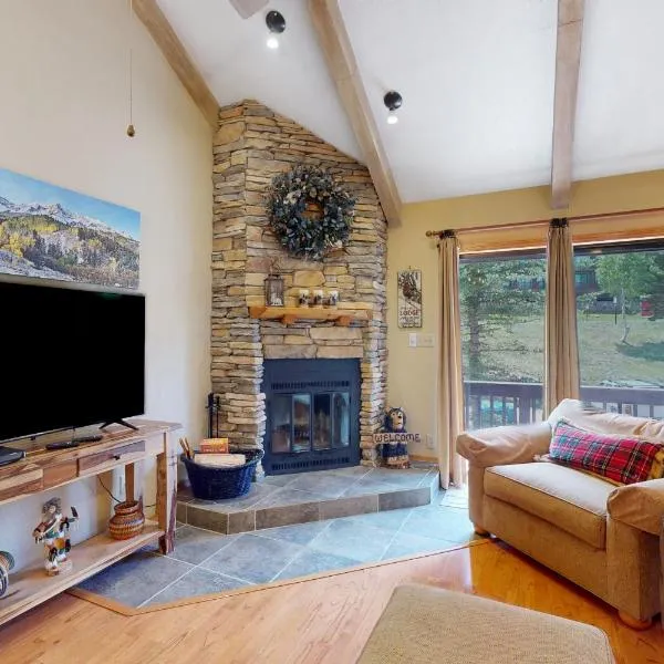 Brown Bear Lodge #322，位于杜兰戈山度假胜地的酒店