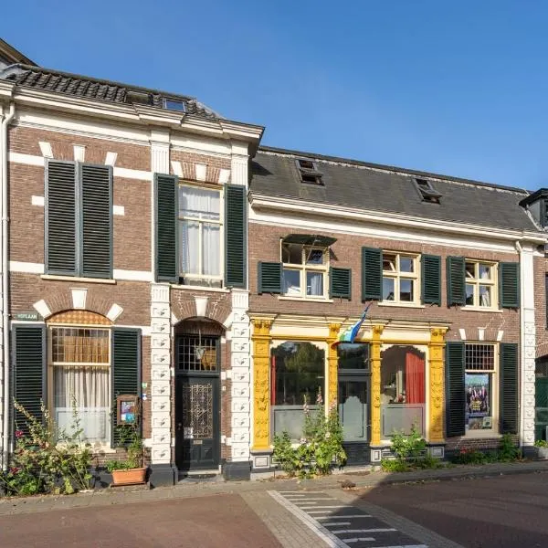 雷乌文库本之家旅馆，位于迪伦的酒店