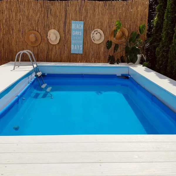 LABA - BASEN, BLISKO PLAŻY, CISZA, TARAS, PARKING, BEZPŁATNE WiFi, WYJĄTKOWY!，位于格丁尼亚的酒店