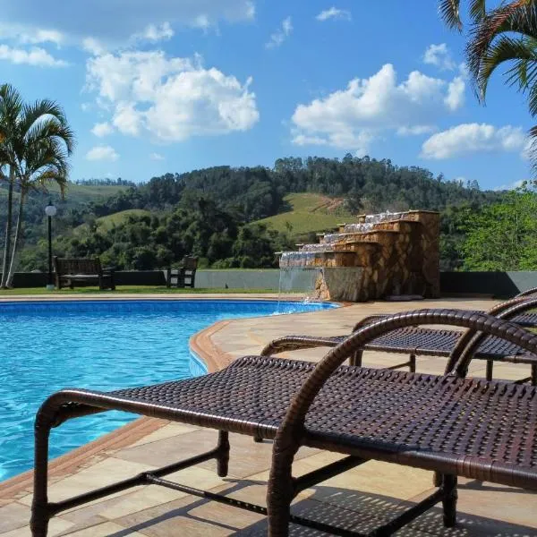 Pousada Costa Rielli，位于阿瓜斯迪林多亚的酒店