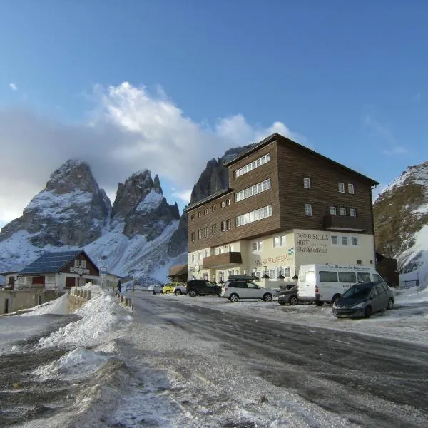 Hotel Mariaflora，位于坎皮泰洛迪法萨的酒店