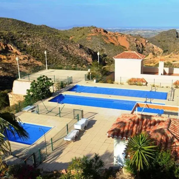 Fantastic mountain- and sea view Casa Vista Bonita，位于Bédar的酒店