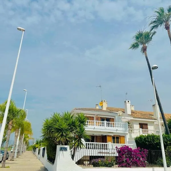 Valencia Sol y Playa，位于La Llosa的酒店
