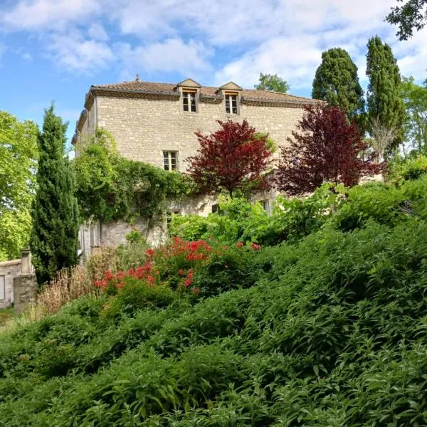 LA MAISON FORTE，位于Saint-Léon-dʼIssigeac的酒店