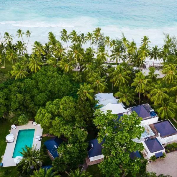 Searenity Beach Villa，位于Galu的酒店
