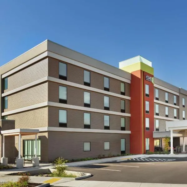 Home2 Suites By Hilton Portland Airport，位于波特兰的酒店