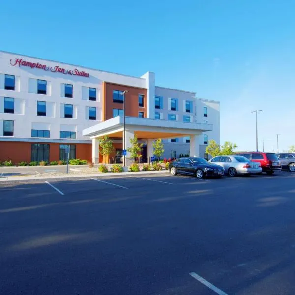 Hampton Inn & Suites Portland West，位于North Windham的酒店