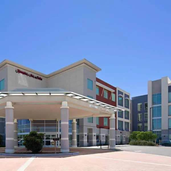 Hampton Inn & Suites Gilroy, Ca，位于圣胡安包蒂斯塔的酒店