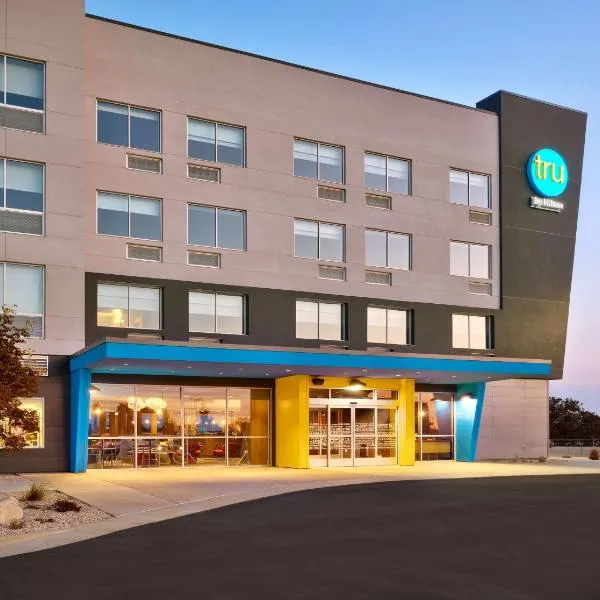 Tru By Hilton Clearfield Hill Air Force Base, Ut，位于Clearfield的酒店