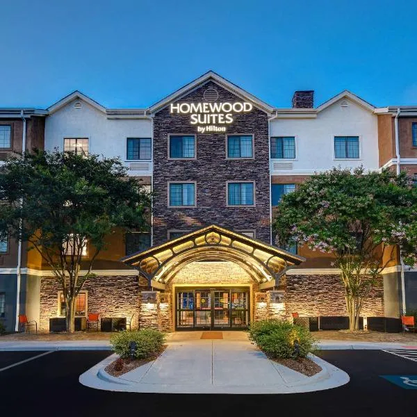 Homewood Suites Newport News - Yorktown by Hilton，位于Red Hill Village的酒店