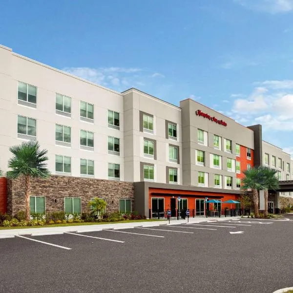 Hampton Inn & Suites North Port, Fl，位于Cape Haze的酒店