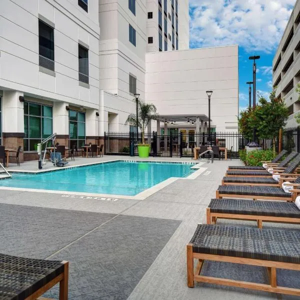 Hilton Garden Inn Houston Medical Center, TX，位于休斯顿的酒店