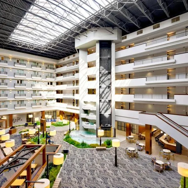 DoubleTree by Hilton Davenport，位于达文波特的酒店