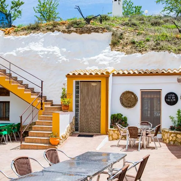 Cueva de la tía Flor，位于卡斯特里尔的酒店