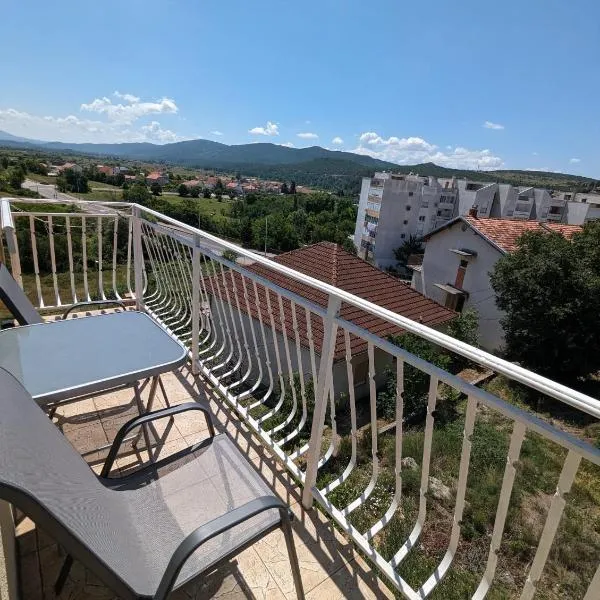 Angel sky，位于Siverić的酒店
