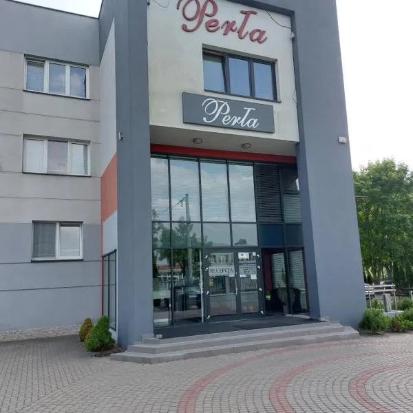 Kompleks Perła，位于Nowogród的酒店
