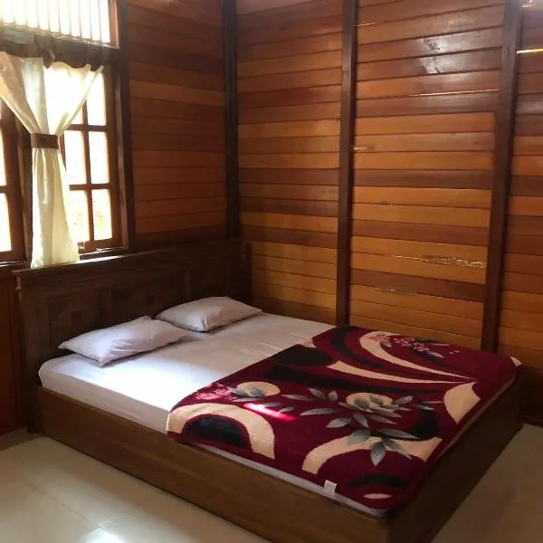 Roemah Kayu Saragan Syariah Magelang Mitra RedDoorz，位于Banyurojo的酒店