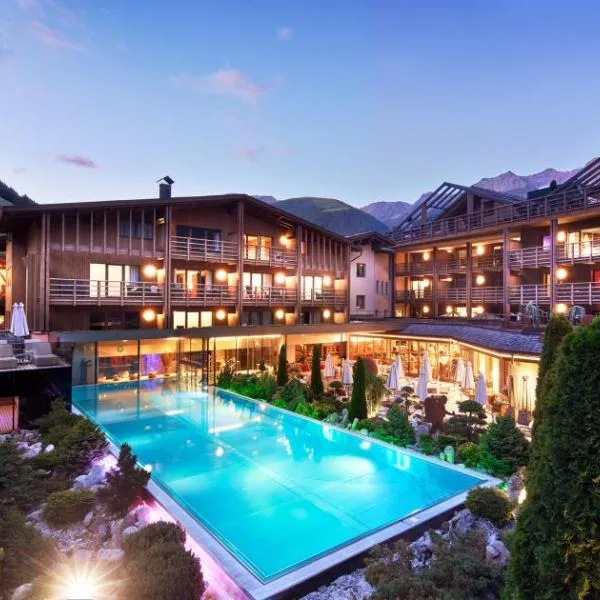 Hotel Quelle Nature Spa Resort，位于卡西圣马达莱娜的酒店