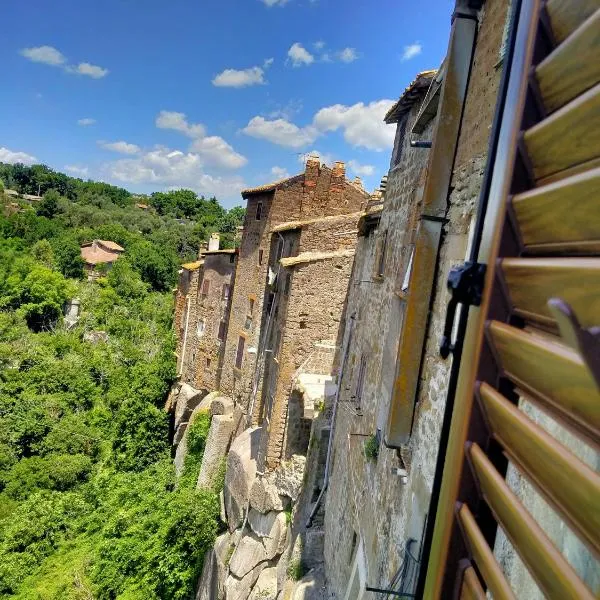 Il Loft nel Borgo Sospeso "con vista panoramica"，位于维托尔基亚诺的酒店