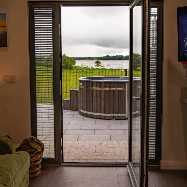 Lough Beg Glamping，位于Toome的酒店