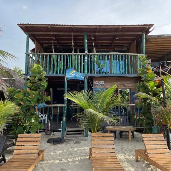 the mompe beach hostal，位于Hacienda La Beatriz的酒店