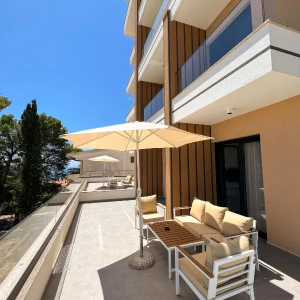 Square Residence & Pool，位于乌尔齐尼的酒店