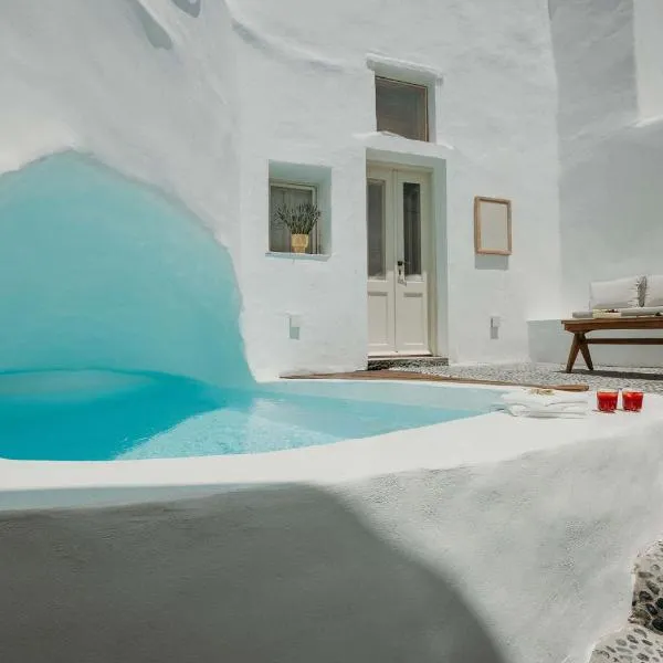 Villa Patitiri cave house with private pool in Megalochori Santorini，位于梅加洛克里的酒店