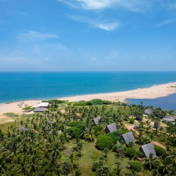 Elements Beach & Nature Resort，位于卡尔皮蒂耶的酒店