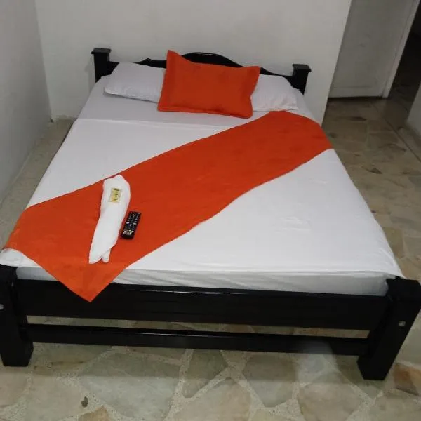 HOTEL NUEVO SOL，位于弗洛伦西亚的酒店