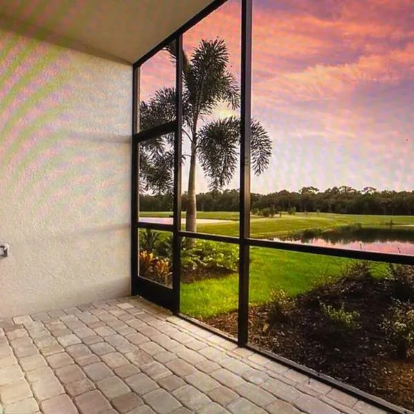 GOLF Paradise!-Lakewood National -Beautiful Resort -Palmer's Cove Condo，位于布雷登顿的酒店