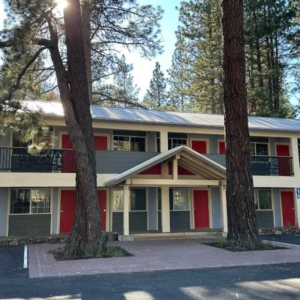 Crater Lake Gateway - Hwy 140，位于克拉马斯福尔斯的酒店