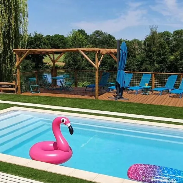 Gîte La Terrasse du Loir à 2km du Zoo de la Flèche，位于Lézigné的酒店