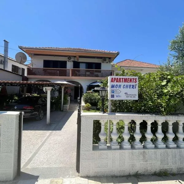 蒙切里一室客房旅舍，位于乌尔齐尼的酒店