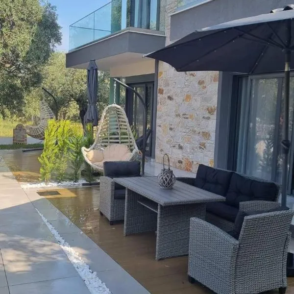 Danielli Luxury Villas，位于斯卡拉索提罗斯的酒店
