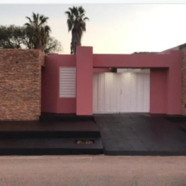 Refugio de los llanos，位于Chamical的酒店