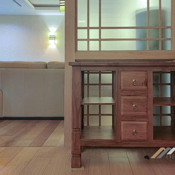 Mciti Suites by Evernent，位于米里的酒店