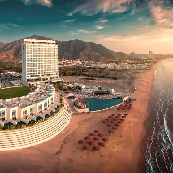 Royal M Al Aqah Beach Resort，位于艾阿卡的酒店