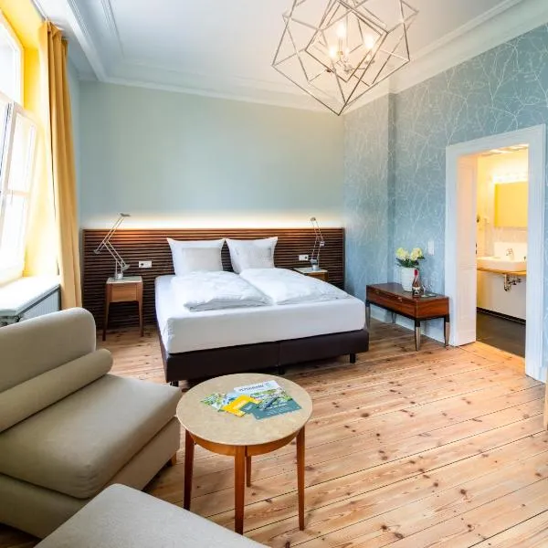 Stuckhotel Fettehenne，位于拉廷根的酒店