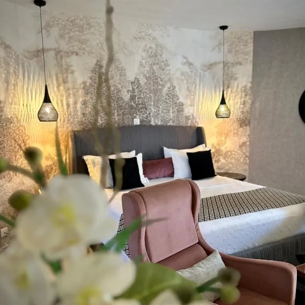 THE PALMS Luxury Boutique Hotel，位于达喀尔的酒店