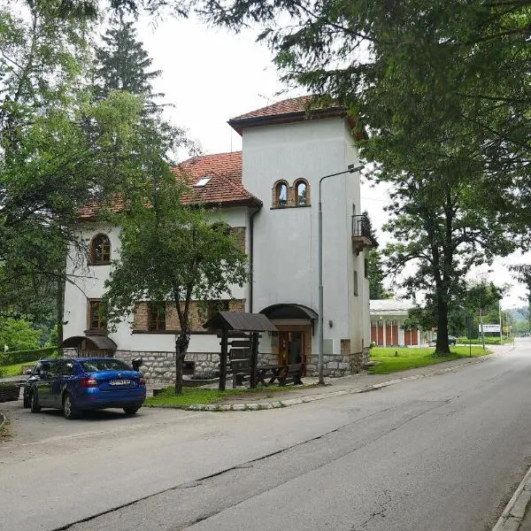 加尼维拉德里纳酒店，位于Ljuboš的酒店