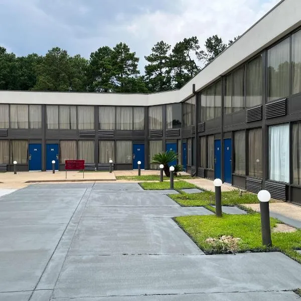 Studio 6 Nacogdoches TX SFA University，位于纳科多奇斯的酒店