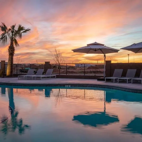 Zion Village PLAYcation 1 - Pool - Hot Tub - Lazy River - EV - Gym - Sleeps 21，位于哈里肯的酒店