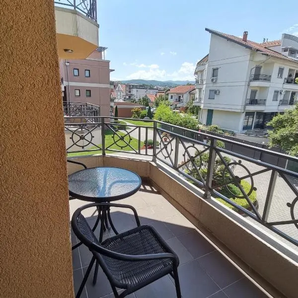 Duma Apartmani Vrnjačka Banja，位于Vrnjci的酒店